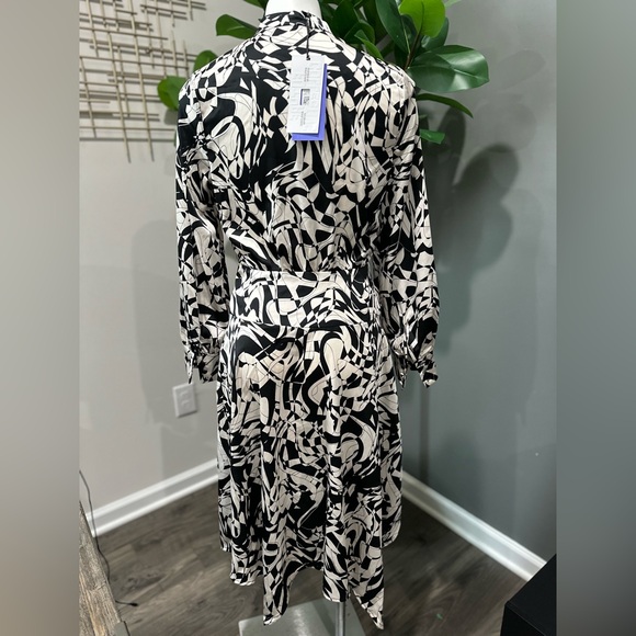 New Future Collective with Kahlana Barfield Brown asymmetrical a-line dress S - Picture 3 of 10